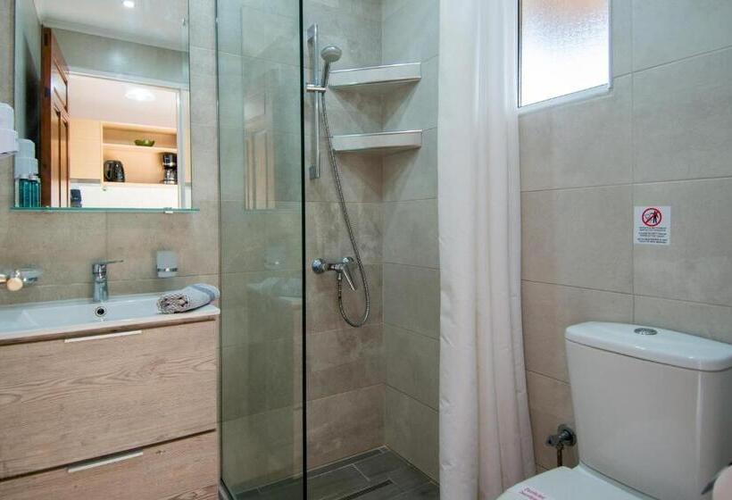 اتاق استاندارد با چشم‌انداز دریا, Villa Levante