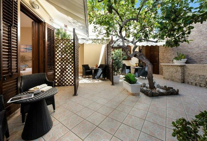 חדר סופריור לשלושה, Il Giardino Del Sol