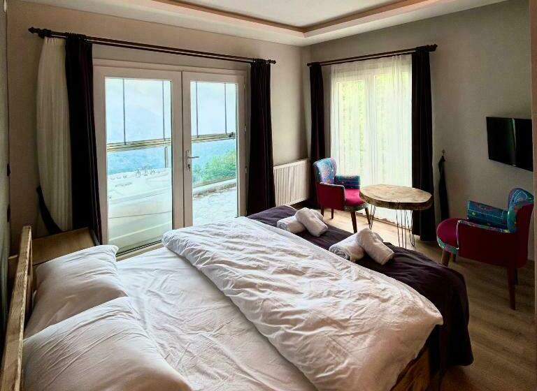 Номер Стандарт с Балконом, Burahan Suite