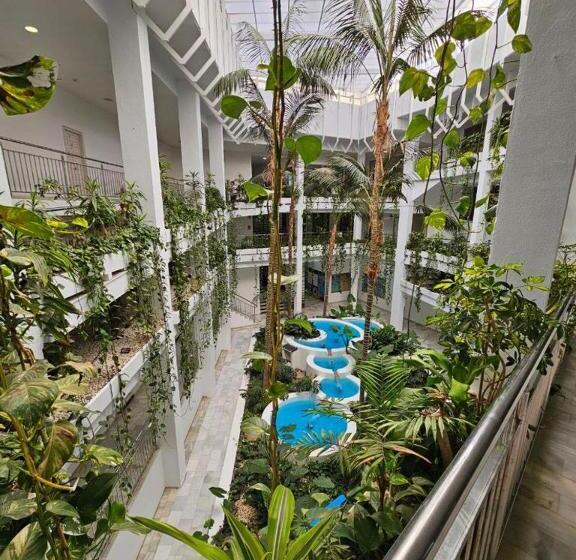 آپارتمان 1 خوابه با چشم‌انداز دریا, Fantastico Estudio En Benalbeach Con Vistas Al Mar