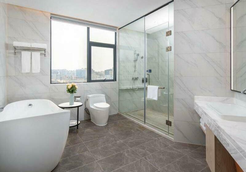 Люкс, Kyriad Marvelous Hotel Shenzhen Baoan Gushu Metro Station