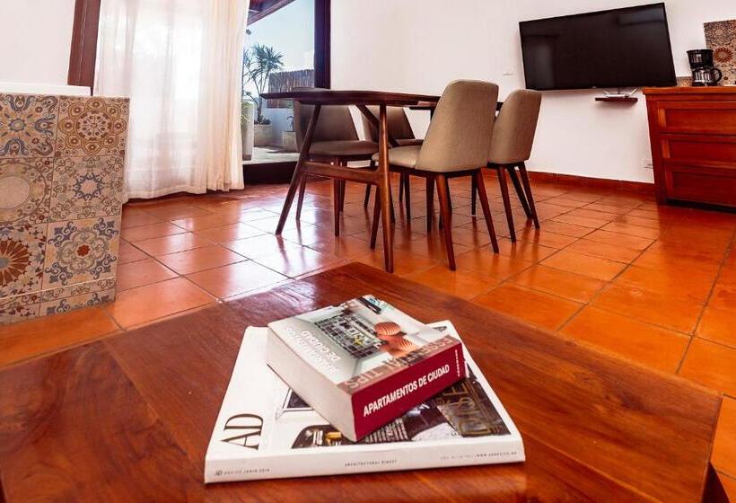 1 Szobás Tetőtéri Apartman, Fabiola Condo