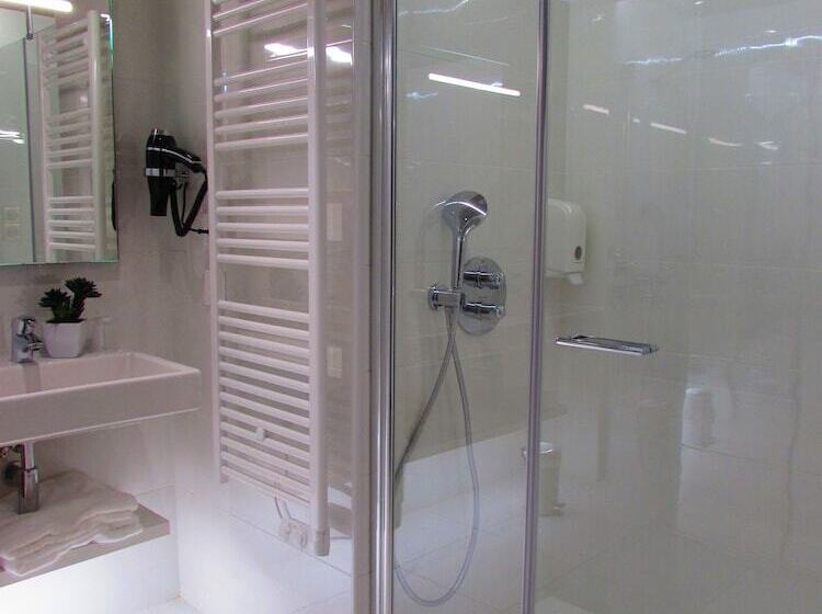 Номер Престиж, Brit Hotel & Spa Saint Brieuc Plérin