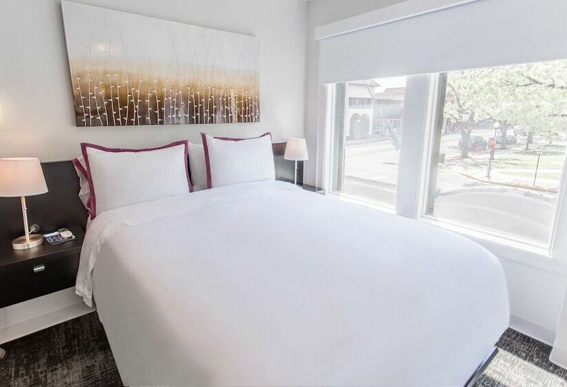 Апартаменты Deluxe 1 Спальня, Park Plaza Hotel Seguin