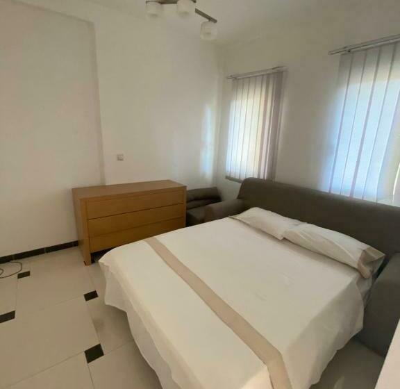اتاق استاندارد چهار تخته, Denis Apartment