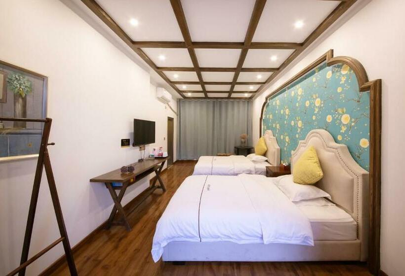 Номер Superior Вид на Сад, Fenghuang Slowly Time Inn