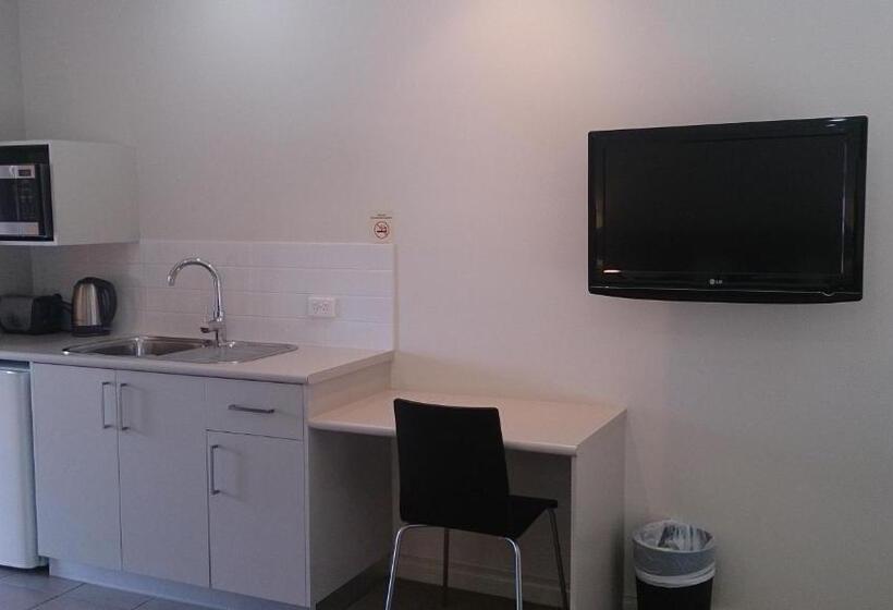 베이직 스튜디오, Murray Waters Motor Inn & Apartments