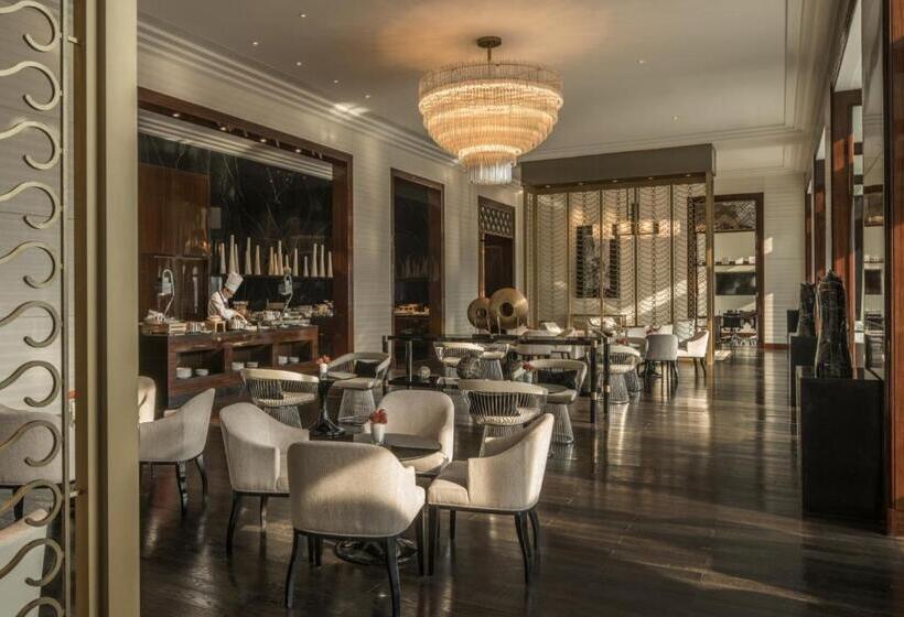חדר אקזקיוטיב, Four Seasons Hotel Tianjin