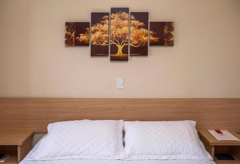 Номер Superior, Metropole Paulinia