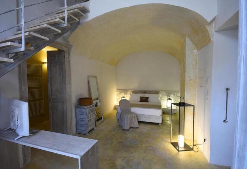 Номер Deluxe, Palazzo Castriota