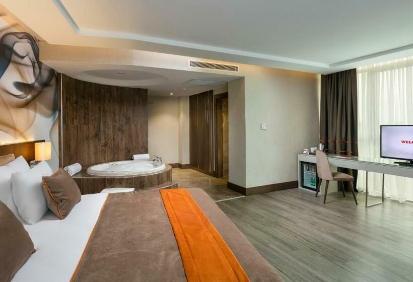 デラックススイート, B Business Hotel & Spa