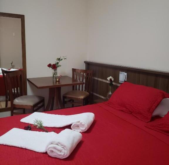 سوئیت با وان آب گرم, Grand Enio Hotel E Cantina