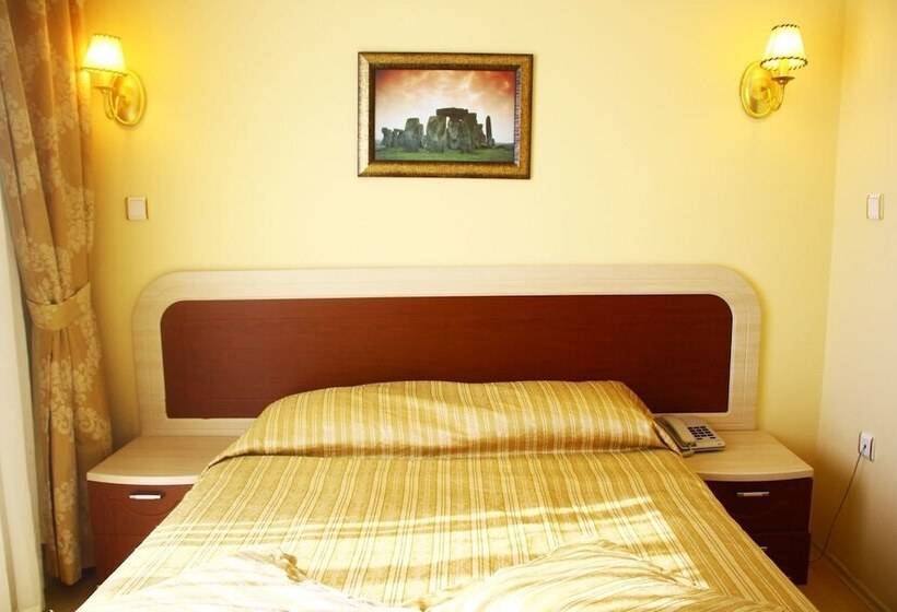 Suíte Familiar, Isik Otel