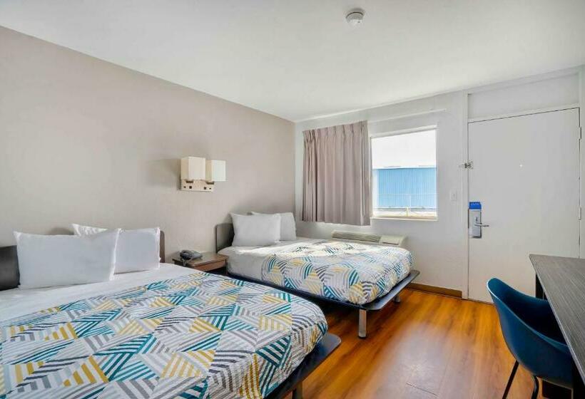 デラックスの４人部屋, Motel 6 lumberton, Nc