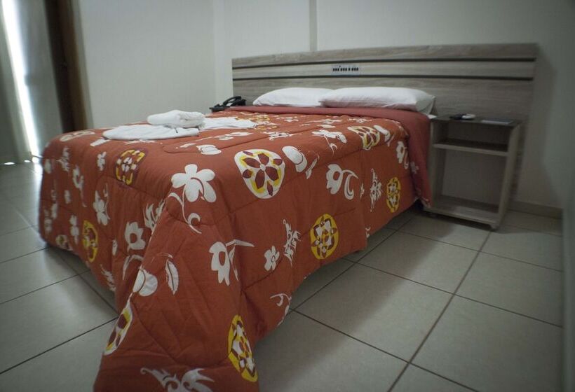 Quarto Deluxe, Mundial