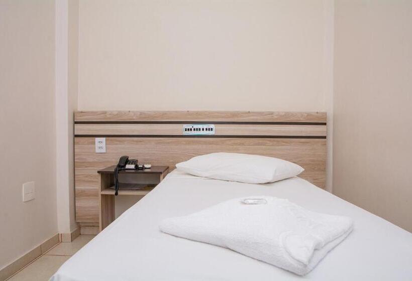 Quarto Estandar Individual, Mundial