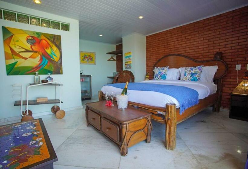 Номер Deluxe Вид на Море, Cliffside Luxury Inn