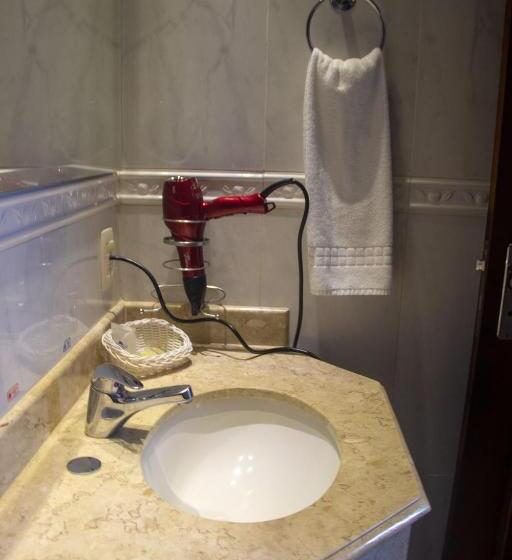 Люкс с гидромассажем, Firenze Hotel Votuporanga   Próximo Ao Assary Clube De Campo E O Centro De Lazer Do Trabalhador   By