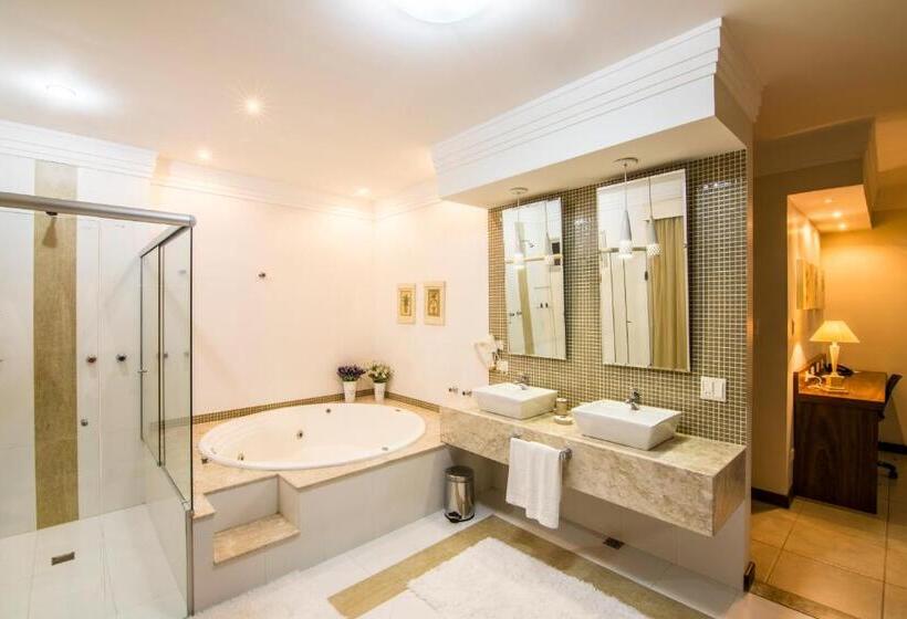 Люкс Повышенной Комфортности, Jr Hotel Marilia