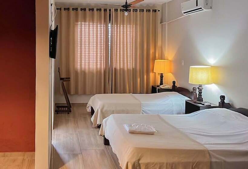 디럭스 트리플 룸, Tri Hotel Lajeado