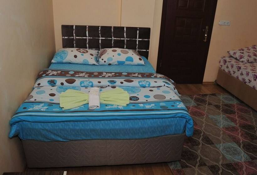 Quarto Estandar, Cam Motel