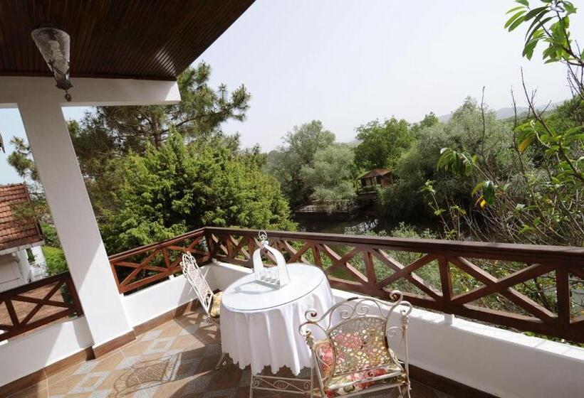 سوئیت با وان آب گرم, Beyaz Ev Agva  Adult Only +15