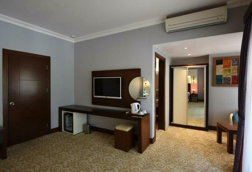 Четырехместный Номер Deluxe, Pamukkale Whiteheaven Suite