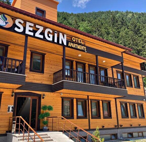バルコニー付き１ベッドルームアパートメント, Sezgin