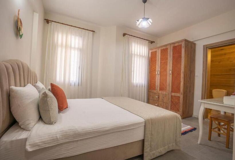 Апартаменты 2 Спальни Вид на Море, Villa Marine