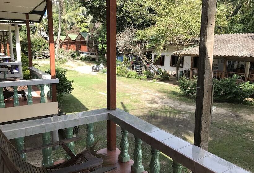 스탠다드 방갈로, Blue Lotus Resort
