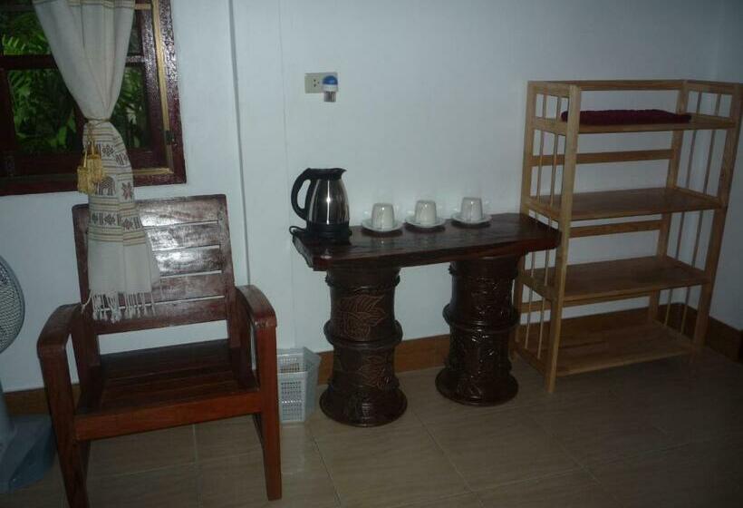 스탠다드 룸, Khao Sok Holiday Resort