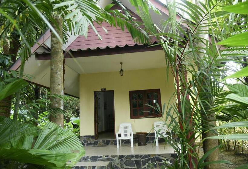 스탠다드 룸, Khao Sok Holiday Resort