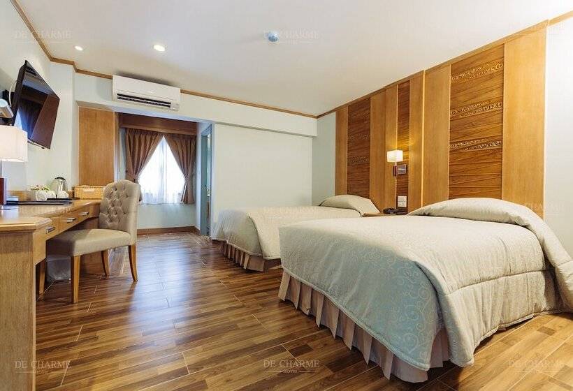 اتاق لوکس, Decharme Hotel Sha Plus