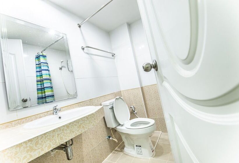 Quarto Familiar, Don Muang