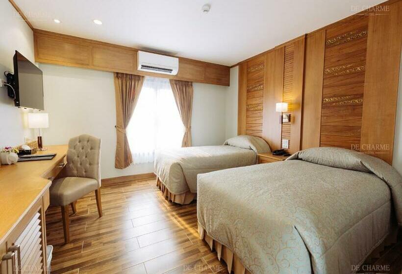 اتاق لوکس, Decharme Hotel Sha Plus