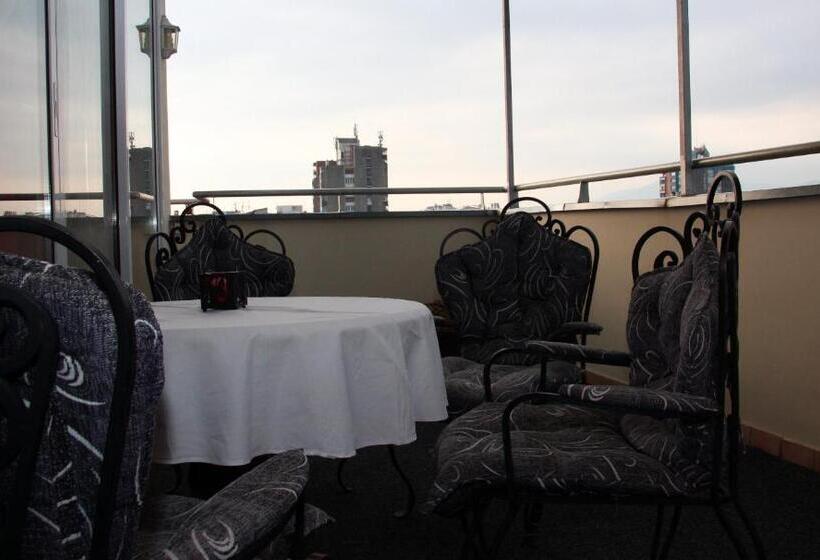 اتاق استاندارد سه تخته با بالکن, Garni Hotel Belvedere Lux