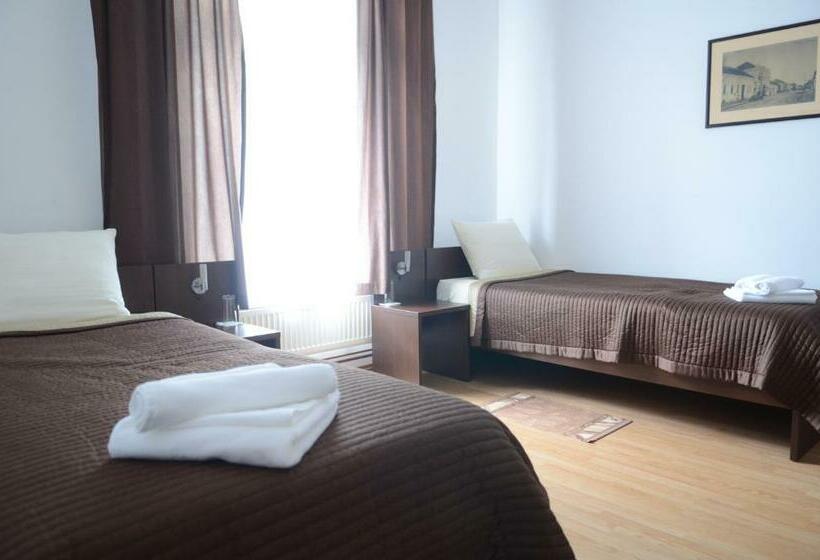 اتاق استاندارد, Garni Hotel Lion