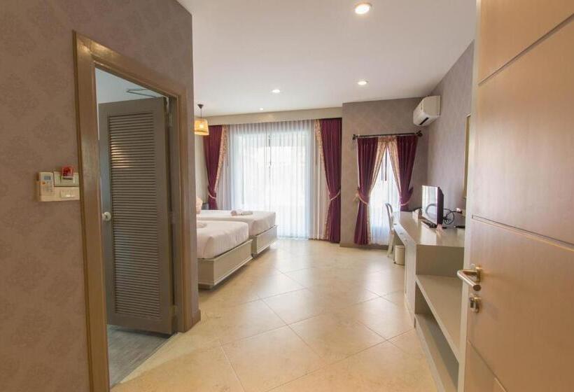 اتاق استاندارد با چشم‌انداز استخر, La Villa Boutique