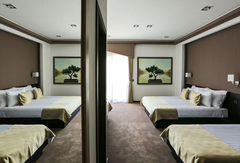 اتاق استاندارد چهار تخته, Garni Hotel Zen