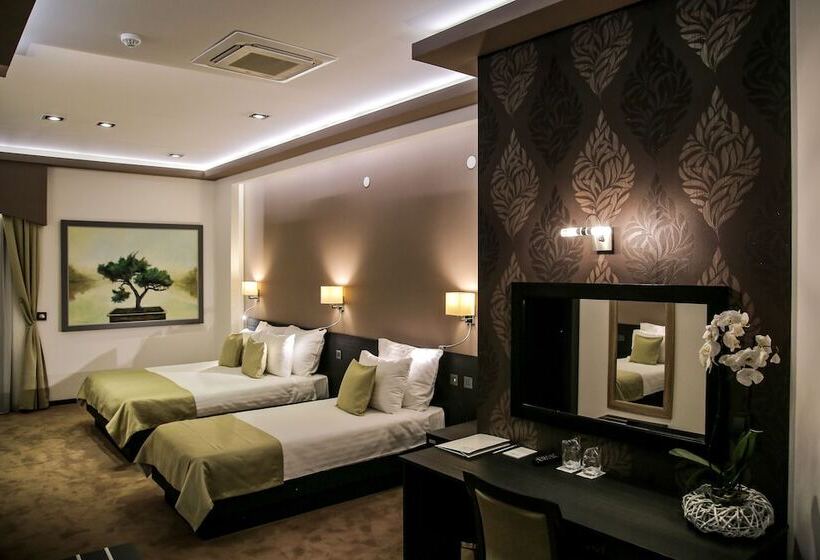 اتاق استاندارد چهار تخته, Garni Hotel Zen