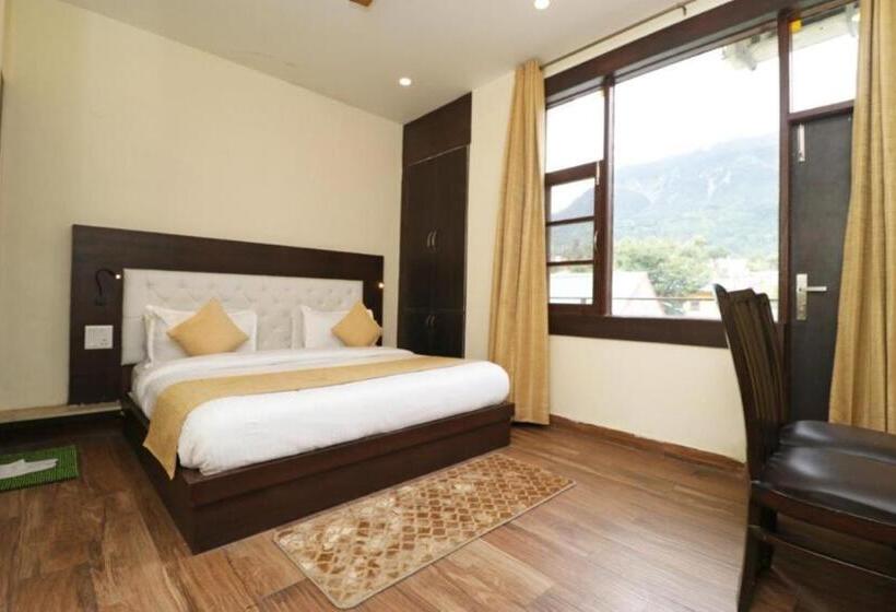 디럭스 룸, Super Townhouse Dharamshala Near Norbulingka Institute