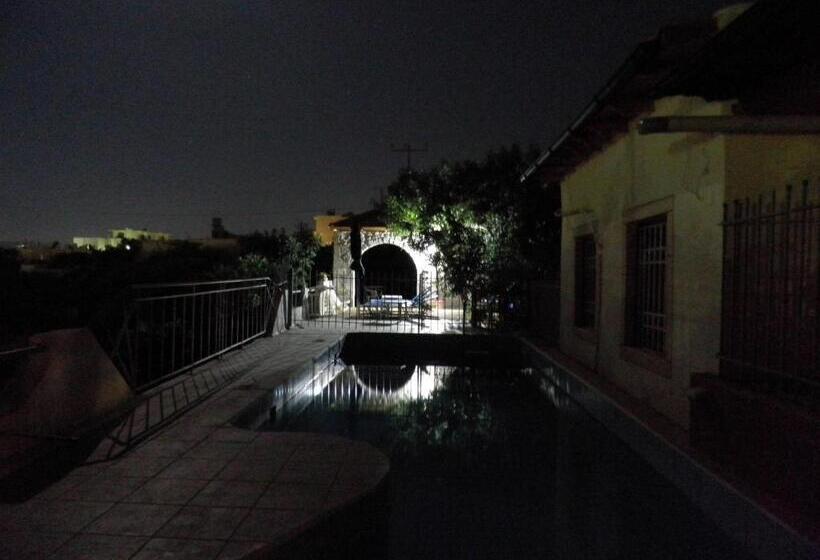 آپارتمان 2 خوابه, Eliza