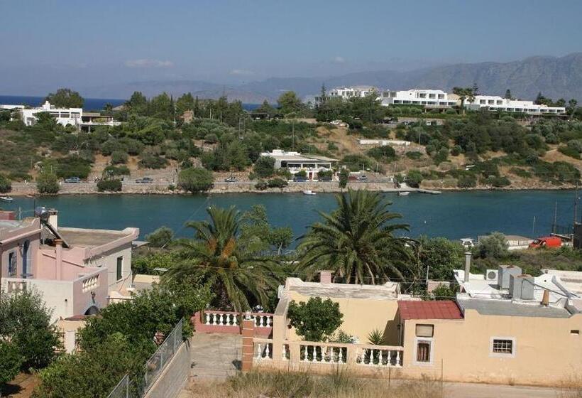 آپارتمان 2 خوابه با چشم‌انداز دریا, Eliza