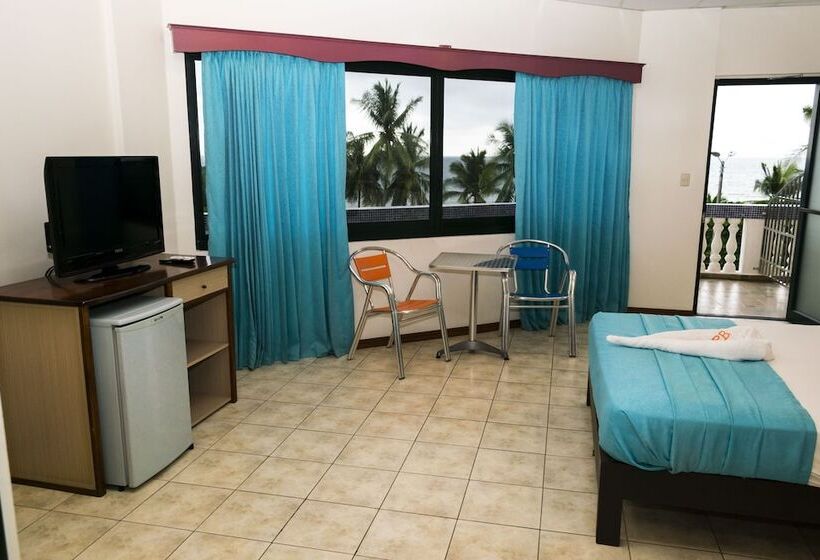 جناح جونيور سرير ملكى, Puntarenas Beach