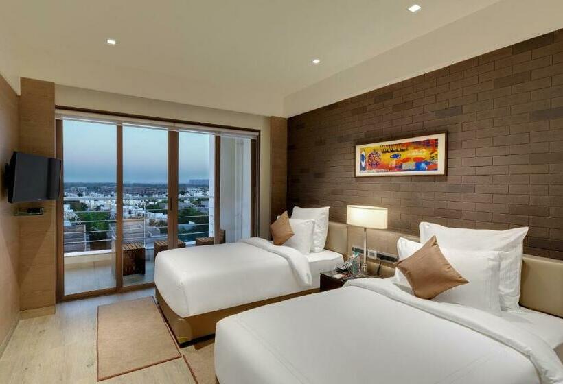 Suite Deluxe 2 Quartos, Wyndham Ahmedabad Shela
