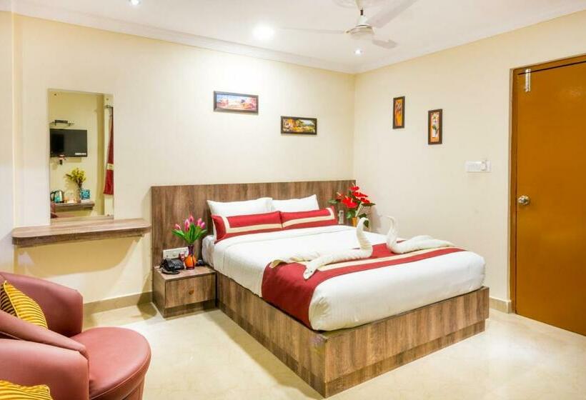 חדר דלוקס, Octave Hotel And Spa   Jp Nagar