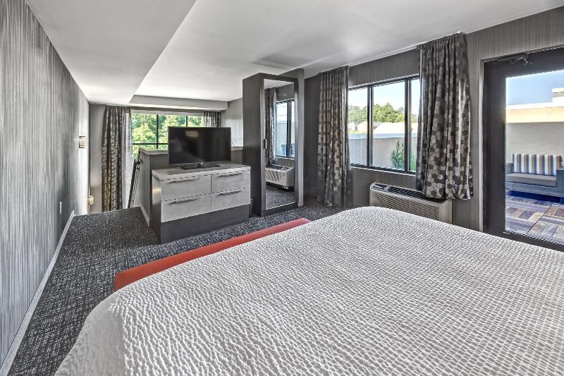 스위트 킹사이즈 침대, Courtyard By Marriott Oxford