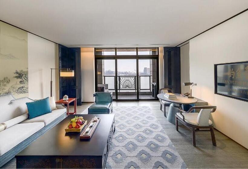Президентский Люкс, Hangzhou Jiutai