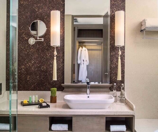 اتاق کلاسیک با چشم‌انداز باغ, Movenpick Resort & Spa Jimbaran Bali
