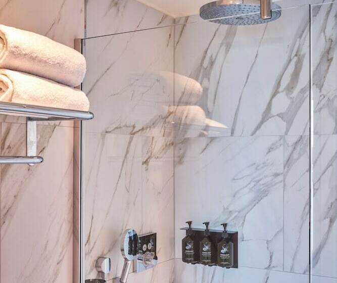 Standard Room, Sir Adam Hotel, Part Of Sircle Collection